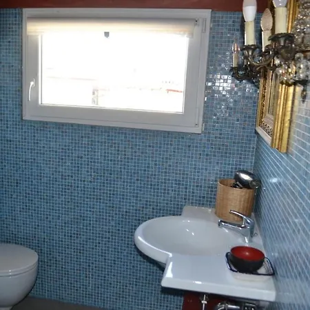 La Dimora Della Luna Rosso