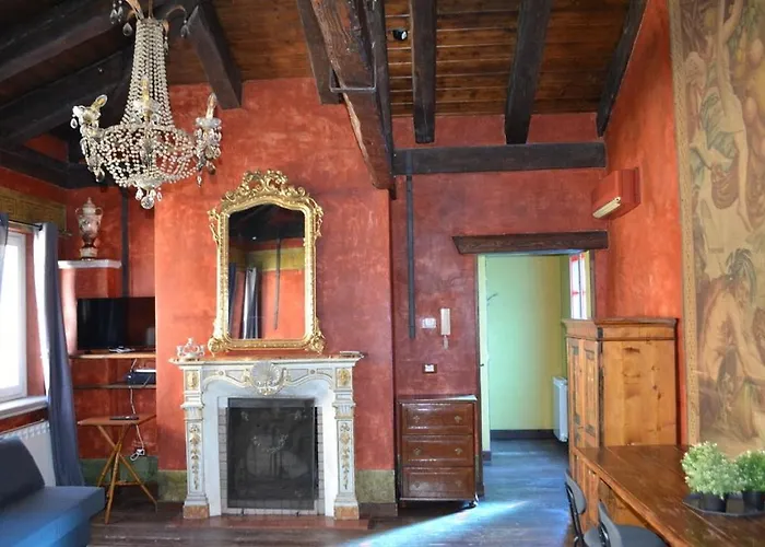 Apartamento La Dimora Della Luna Rosso Trieste